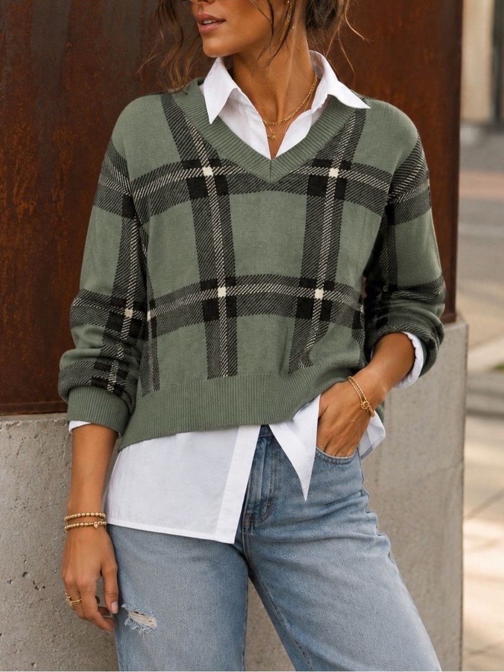 Max Studio Green and Black Plaid V-Neck Knit Sweater - size Medium